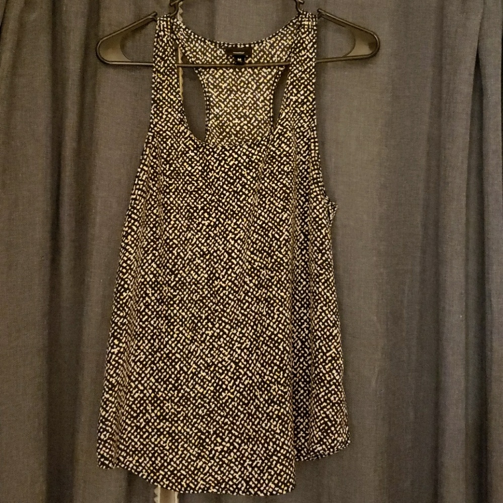 Women's sleeveless blouse